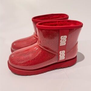 UGG Kids Red Classic Clear Mini II Size 4